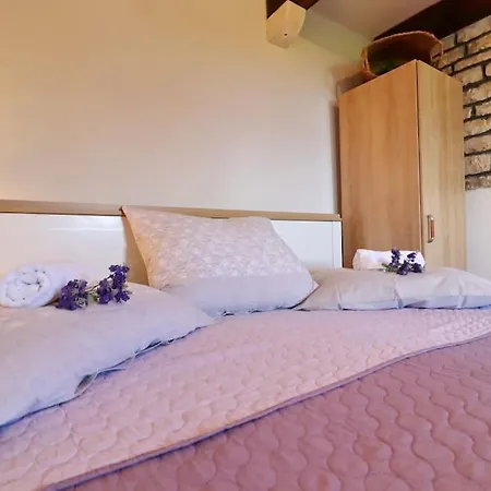 Holiday home Authentic Stone House Sun Rise