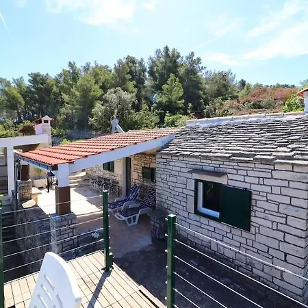 Authentic Stone House Sun Rise Holiday home *